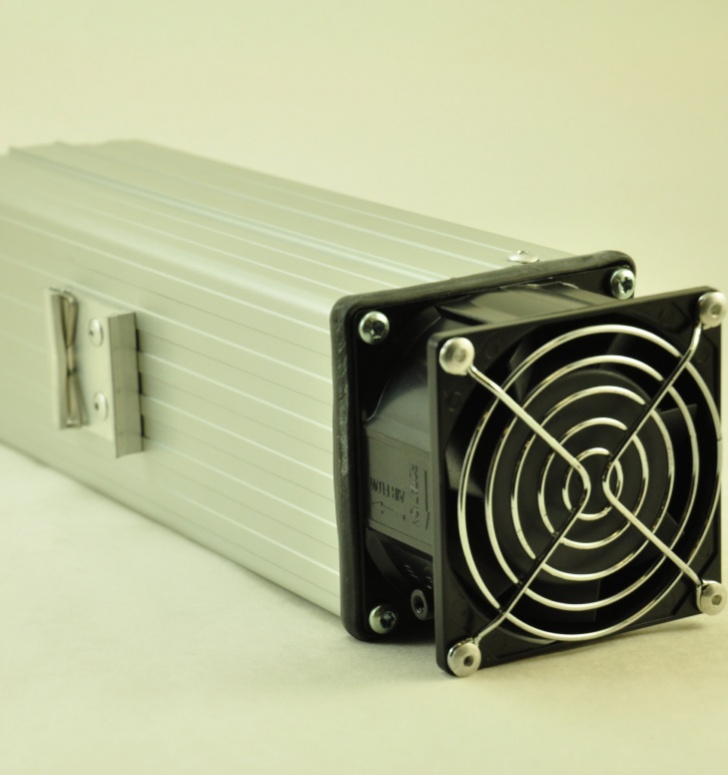 120V, 500W FAN FORCED PTC CONVECTION HEATER Front Facing View